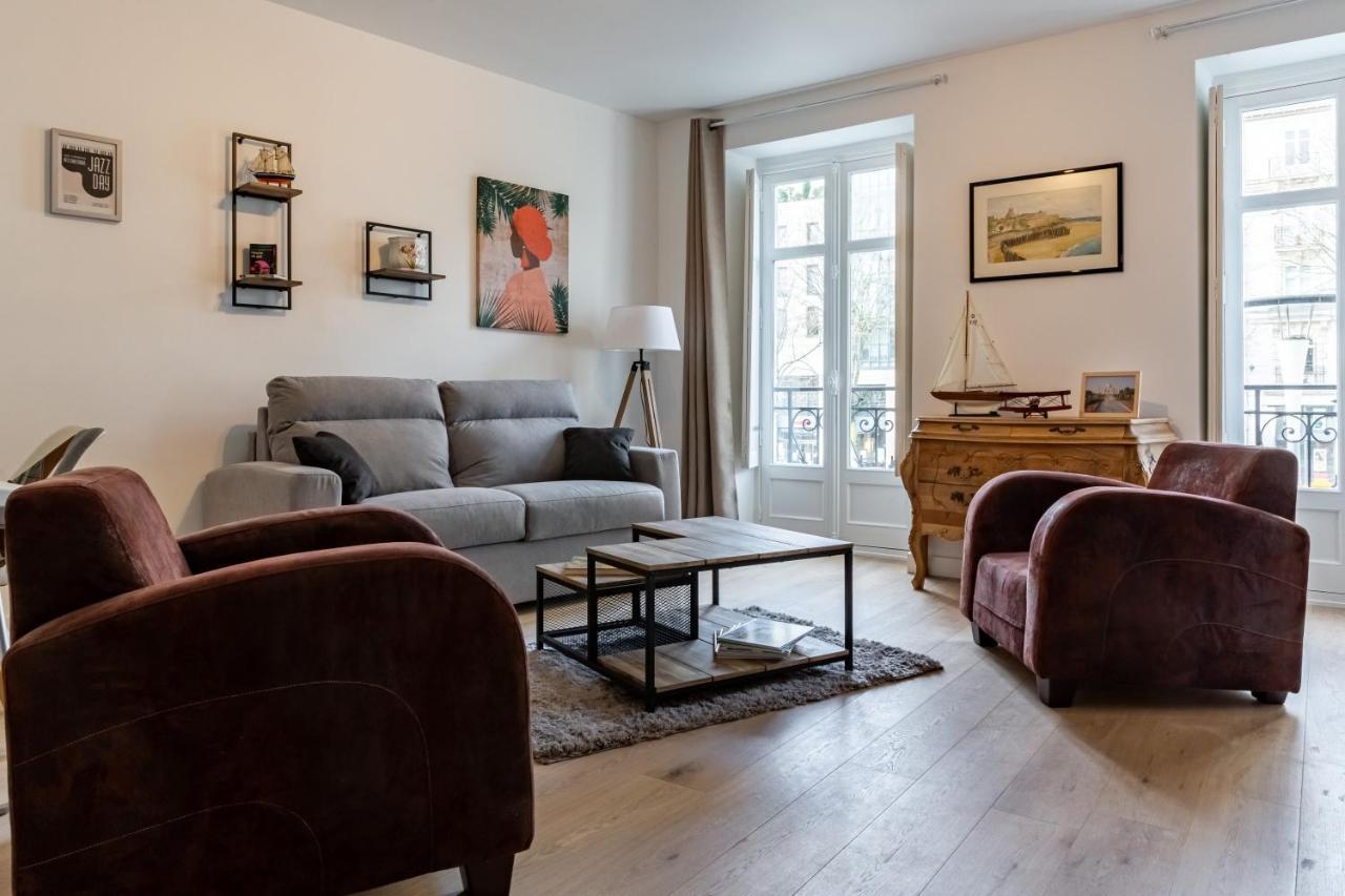 Armstrong - Charmant Logement Au Coeur De น็องต์ ภายนอก รูปภาพ